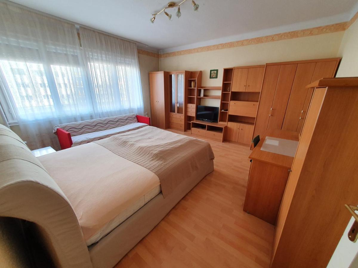 Apartment M - Info Park Budapest