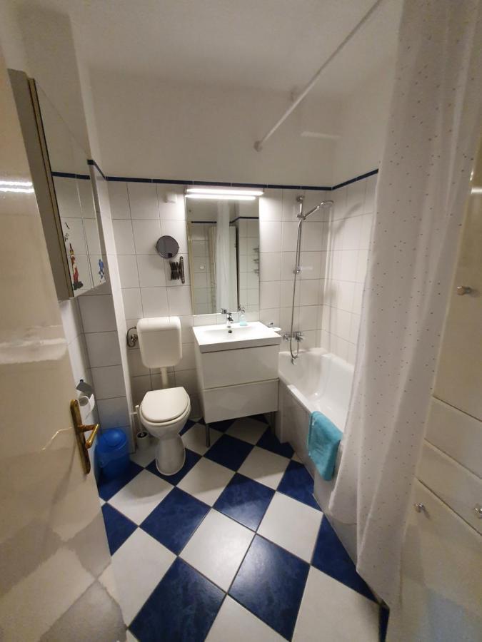 Appartement M - Info Park *