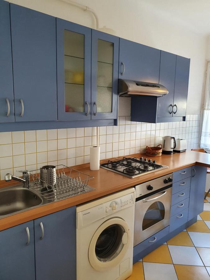 Appartement M - Info Park *